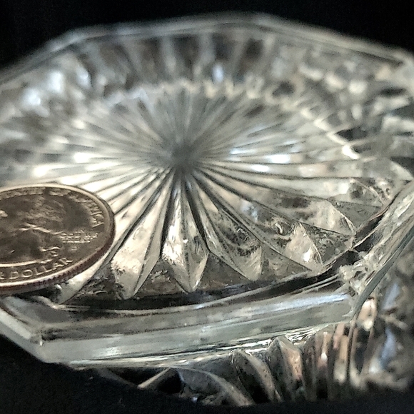 EAPG Spooner Vintage Pressed Glass Vintage Vase Higbee Pineapple Or Iris Pattern - Picture 13 of 15